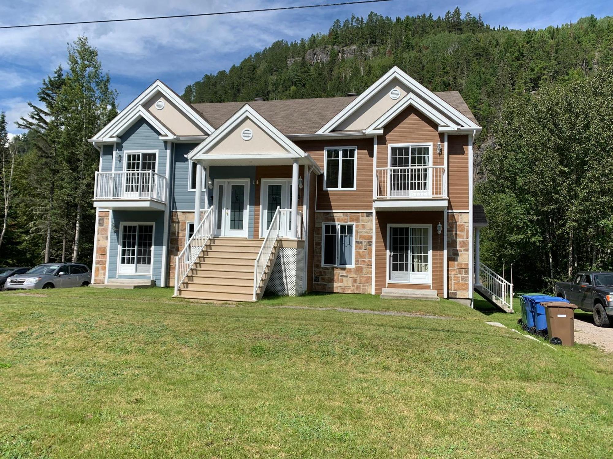 Condo Mont-Edouard LʼAnse-Saint-Jean المظهر الخارجي الصورة