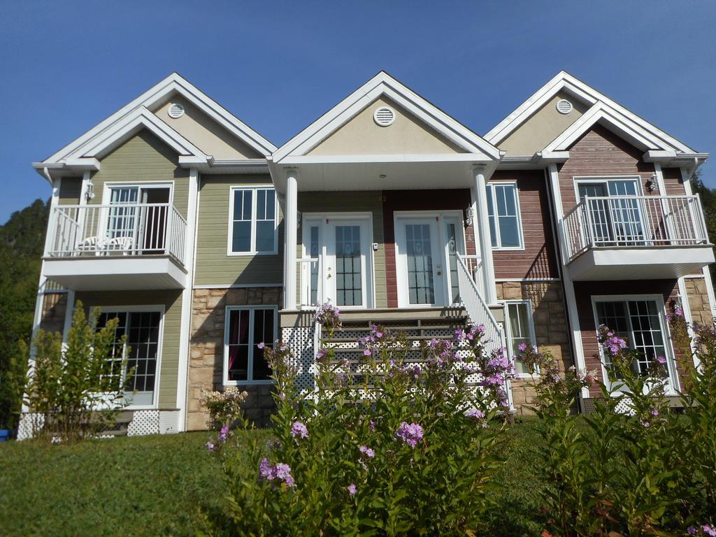 Condo Mont-Edouard LʼAnse-Saint-Jean المظهر الخارجي الصورة